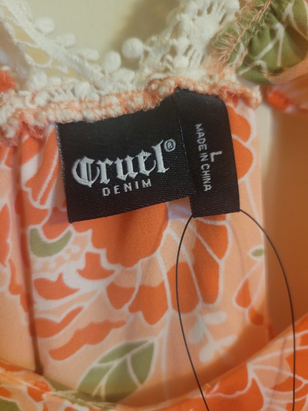Cruel Denim NWT Floral Flutter Sleeve Coral Crochet Western Top Large - Picture 5 of 6